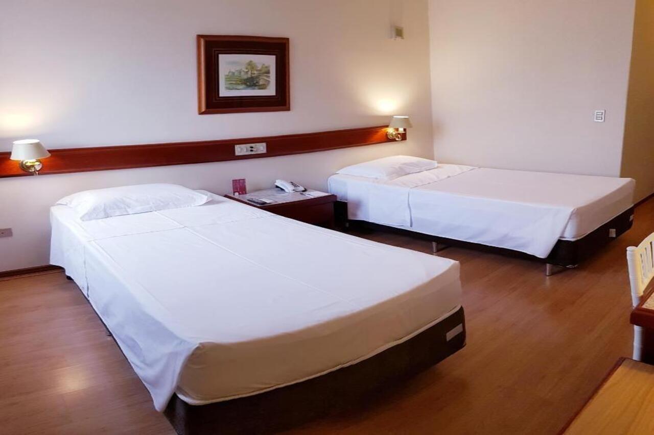Lizon Curitiba Hotel Luaran gambar